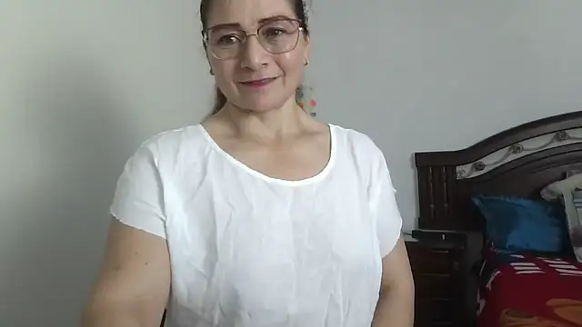 Snapshot of ruby-milf1 chatting on December 12, 2024, 11:36 pm ruby-milf1 online show from December 12, 2024, 11:36 pm