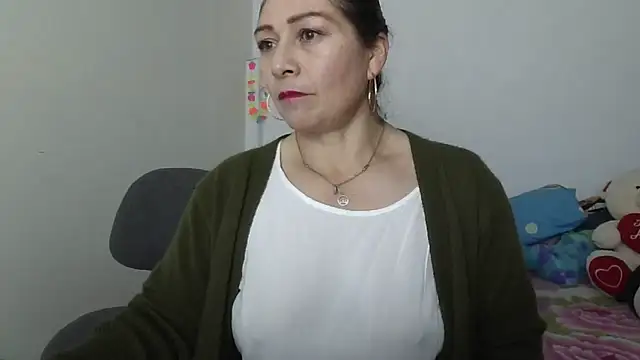 Snapshot of ruby-milf1 chatting on February 18, 2025, 10:58 pm ruby-milf1 online show from February 18, 2025, 10:58 pm