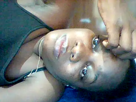 Alessandrajenna online show from April 15, 2026, 8:31 am