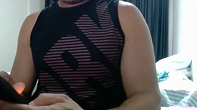 danilostorm7 online show from November 30, 2025, 9:15 pm