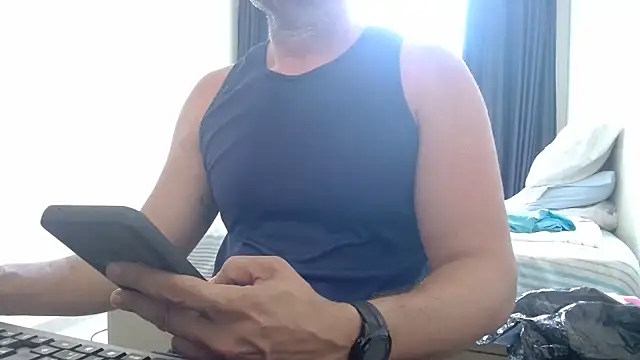 danilostorm7 online show from November 18, 2025, 8:01 pm