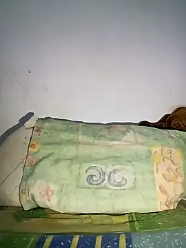 kaiz0217 online show from December 18, 2024, 8:14 pm