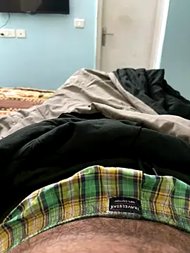 Snapshot of yourheroforfun chatting on December 3, 2025, 7:24 pm yourheroforfun online show from December 3, 2025, 7:24 pm