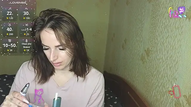 xx adrihanna xx online show from March 27, 2026, 5:14 pm