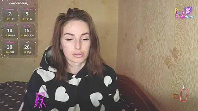 xx adrihanna xx online show from April 2, 2026, 4:13 pm