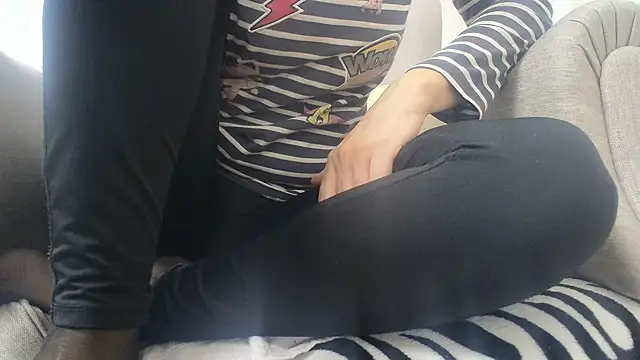 Web Lady online show from March 18, 2025, 9:21 pm