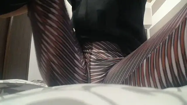 Web Lady online show from October 12, 2025, 11:33 am