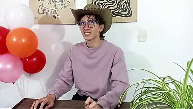 Norehg online show from November 4, 2025, 12:58 am