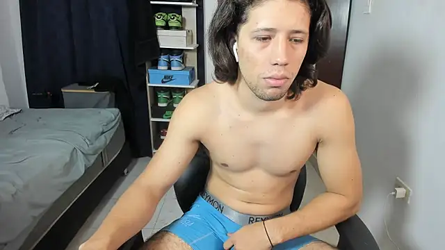 Snapshot of imtonny19 chatting on February 20, 2026, 12:07 am imtonny19 online show from February 20, 2026, 12:07 am