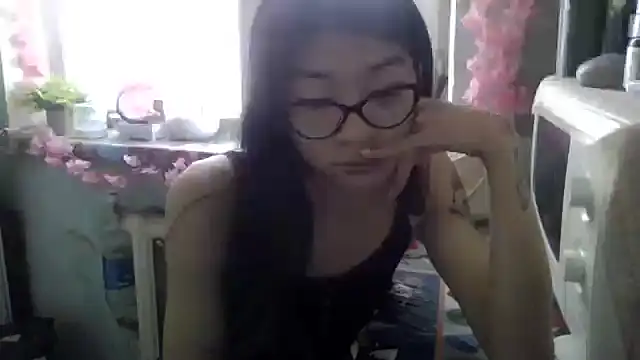 Snapshot of CarlyJoy chatting on September 25, 2025, 12:11 pm CarlyJoy online show from September 25, 2025, 12:11 pm