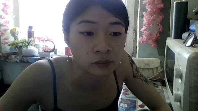 Snapshot of CarlyJoy chatting on May 17, 2026, 11:32 am CarlyJoy online show from May 17, 2026, 11:32 am