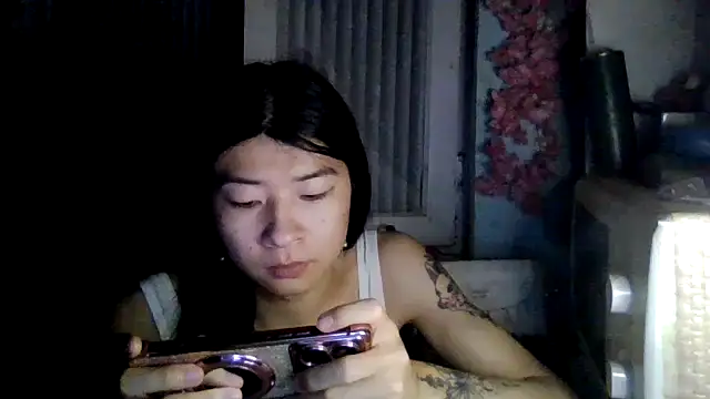 Snapshot of CarlyJoy chatting on May 27, 2026, 4:25 pm CarlyJoy online show from May 27, 2026, 4:25 pm