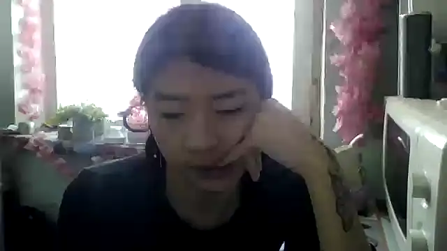 CarlyJoy online show from December 22, 2025, 7:52 am