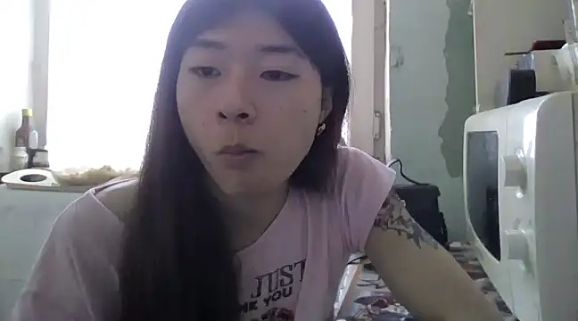 Snapshot of CarlyJoy chatting on March 20, 2025, 11:38 am CarlyJoy online show from March 20, 2025, 11:38 am