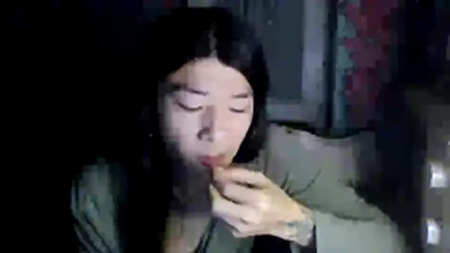 CarlyJoy online show from November 26, 2025, 4:40 pm