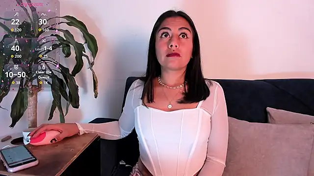 Snapshot of im_amber chatting on January 13, 2026, 2:54 pm im amber online show from January 13, 2026, 2:54 pm