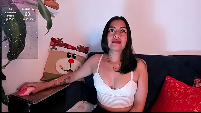 Snapshot of im_amber chatting on December 17, 2025, 12:21 pm im amber online show from December 17, 2025, 12:21 pm