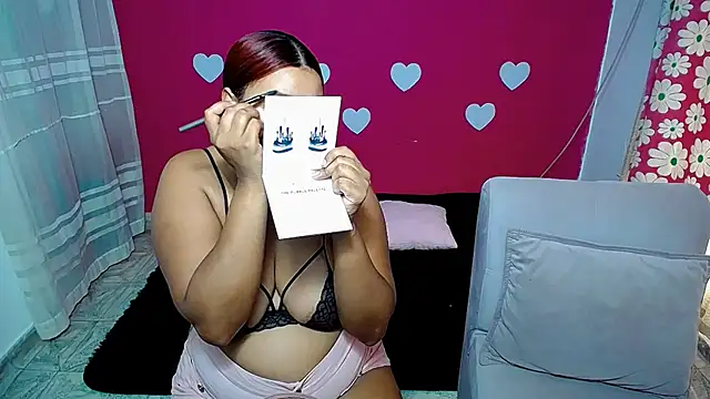 Snapshot of violeta_rous chatting on May 27, 2026, 1:18 pm violeta rous online show from May 27, 2026, 1:18 pm