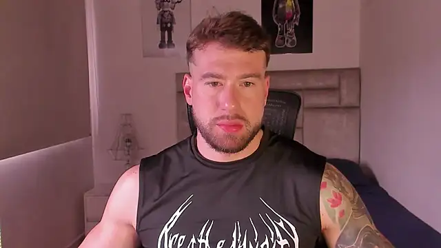 Snapshot of paul_rogerr chatting on June 13, 2026, 1:31 pm paul rogerr online show from June 13, 2026, 1:31 pm