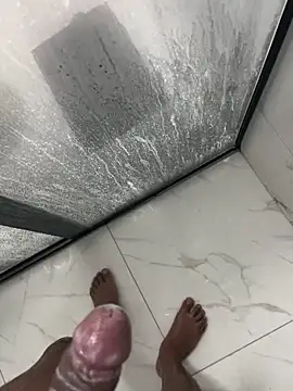 Snapshot of Tintola chatting on February 16, 2026, 9:56 pm Tintola online show from February 16, 2026, 9:56 pm