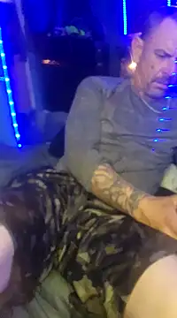 Snapshot of deepstroker42071 chatting on December 27, 2024, 8:35 am deepstroker42071 online show from December 27, 2024, 8:35 am