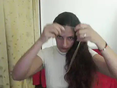 Snapshot of catalina_duran1 chatting on March 16, 2025, 5:25 am catalina duran1 online show from March 16, 2025, 5:25 am