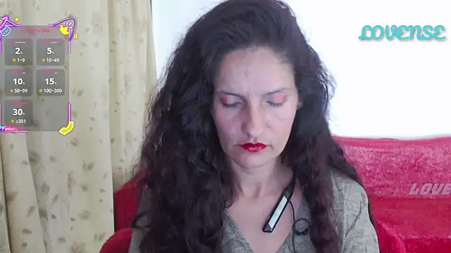 Snapshot of catalina_duran1 chatting on October 14, 2025, 5:30 am catalina duran1 online show from October 14, 2025, 5:30 am