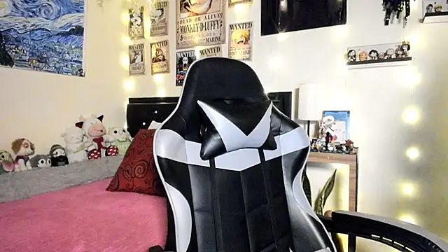 Cristal Jonasxh online show from September 11, 2025, 5:18 am