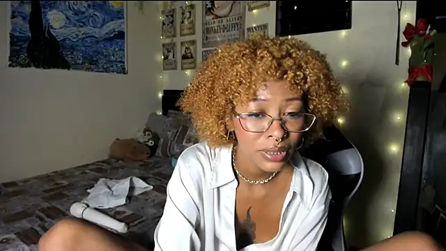 Cristal Jonasxh online show from February 15, 2025, 6:44 am