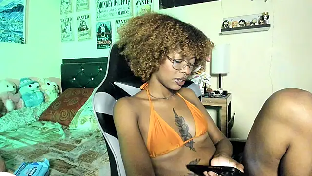 Cristal Jonasxh online show from September 24, 2025, 4:30 am