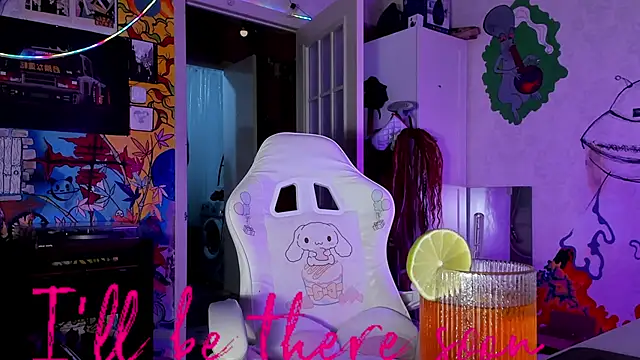 Snapshot of Sunny_Mouse_ chatting on September 17, 2025, 4:42 pm Sunny Mouse online show from September 17, 2025, 4:42 pm