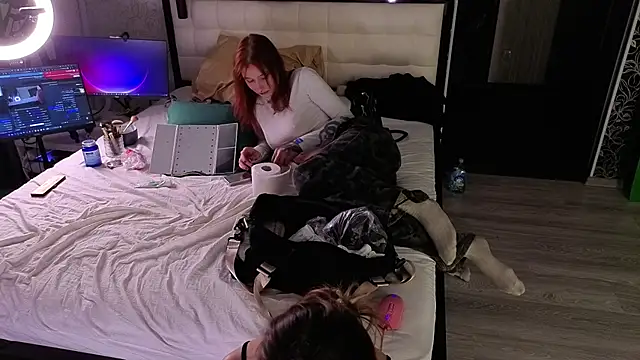 Sunny Mouse  online show from March 24, 2026, 6:52 pm