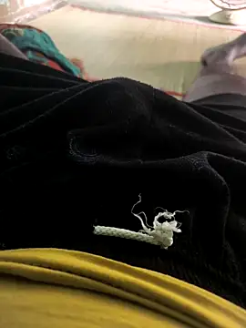 SILENT FUCKER 01 online show from April 5, 2026, 3:02 am