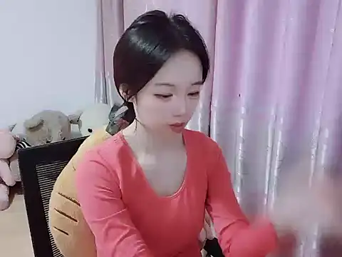 wwcc123 online show from October 28, 2025, 2:12 am