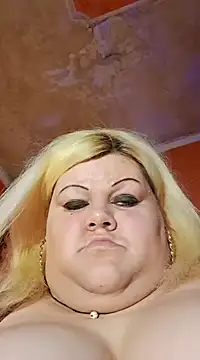 Snapshot of ducicsajsziii chatting on February 19, 2025, 12:22 pm ducicsajsziii online show from February 19, 2025, 12:22 pm