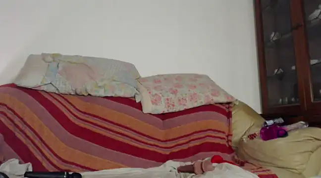 Karendolly  8 online show from March 8, 2025, 4:34 am