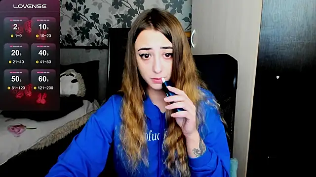 weakness4u online show from October 21, 2025, 3:17 am