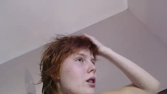 RubyLynxx online show from May 11, 2026, 4:04 pm