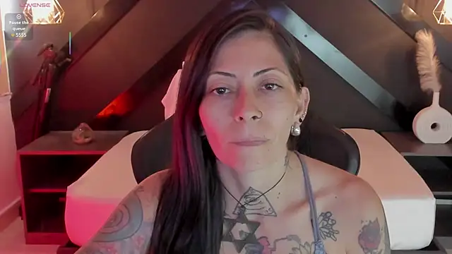 Snapshot of dark_gotica chatting on February 27, 2026, 7:14 pm dark gotica online show from February 27, 2026, 7:14 pm