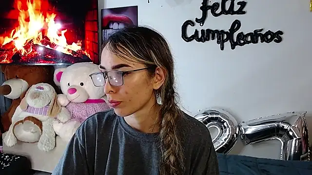 Snapshot of Niky_777 chatting on November 14, 2025, 3:21 am Niky 777 online show from November 14, 2025, 3:21 am