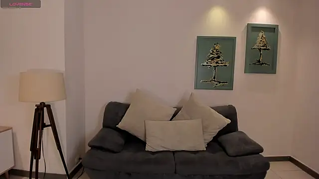 AlessiaCorleone  online show from October 25, 2025, 7:25 pm