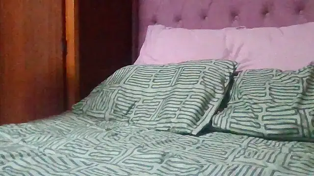 Snapshot of ShooingBunch chatting on January 9, 2026, 9:16 am ShooingBunch online show from January 9, 2026, 9:16 am