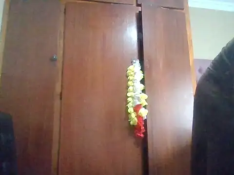 Snapshot of ShooingBunch chatting on October 29, 2025, 9:41 am ShooingBunch online show from October 29, 2025, 9:41 am