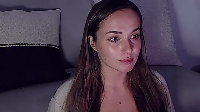 Snapshot of MeIisaLove chatting on February 1, 2025, 10:01 pm MeIisaLove online show from February 1, 2025, 10:01 pm