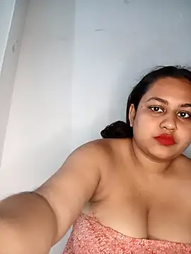 bumblebeegirl online show from October 12, 2025, 1:12 pm