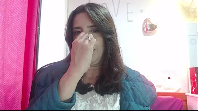 Snapshot of Victoria_meester chatting on March 21, 2025, 8:50 pm Victoria meester online show from March 21, 2025, 8:50 pm
