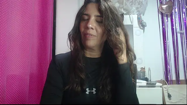 Snapshot of Victoria_meester chatting on February 16, 2025, 10:22 pm Victoria meester online show from February 16, 2025, 10:22 pm