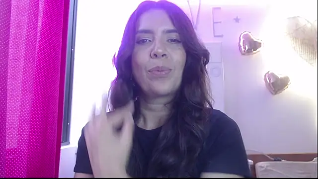 Snapshot of Victoria_meester chatting on February 26, 2025, 7:32 pm Victoria meester online show from February 26, 2025, 7:32 pm