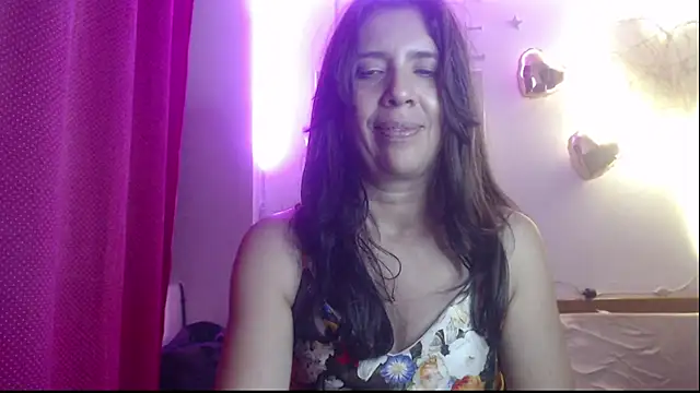 Snapshot of Victoria_meester chatting on February 25, 2025, 2:15 pm Victoria meester online show from February 25, 2025, 2:15 pm