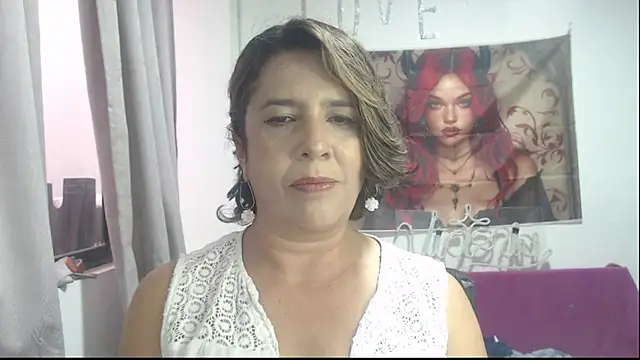 Snapshot of Victoria_meester chatting on November 30, 2025, 9:48 pm Victoria meester online show from November 30, 2025, 9:48 pm